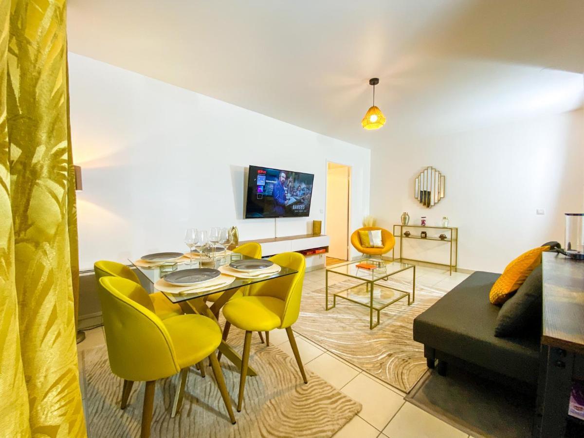 Apartamento The Golden House * Parking * Garden Corbeil-Essonnes Exterior foto