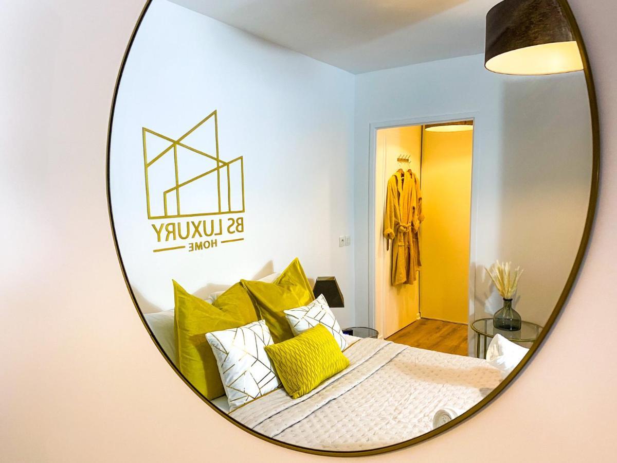 Apartamento The Golden House * Parking * Garden Corbeil-Essonnes Exterior foto
