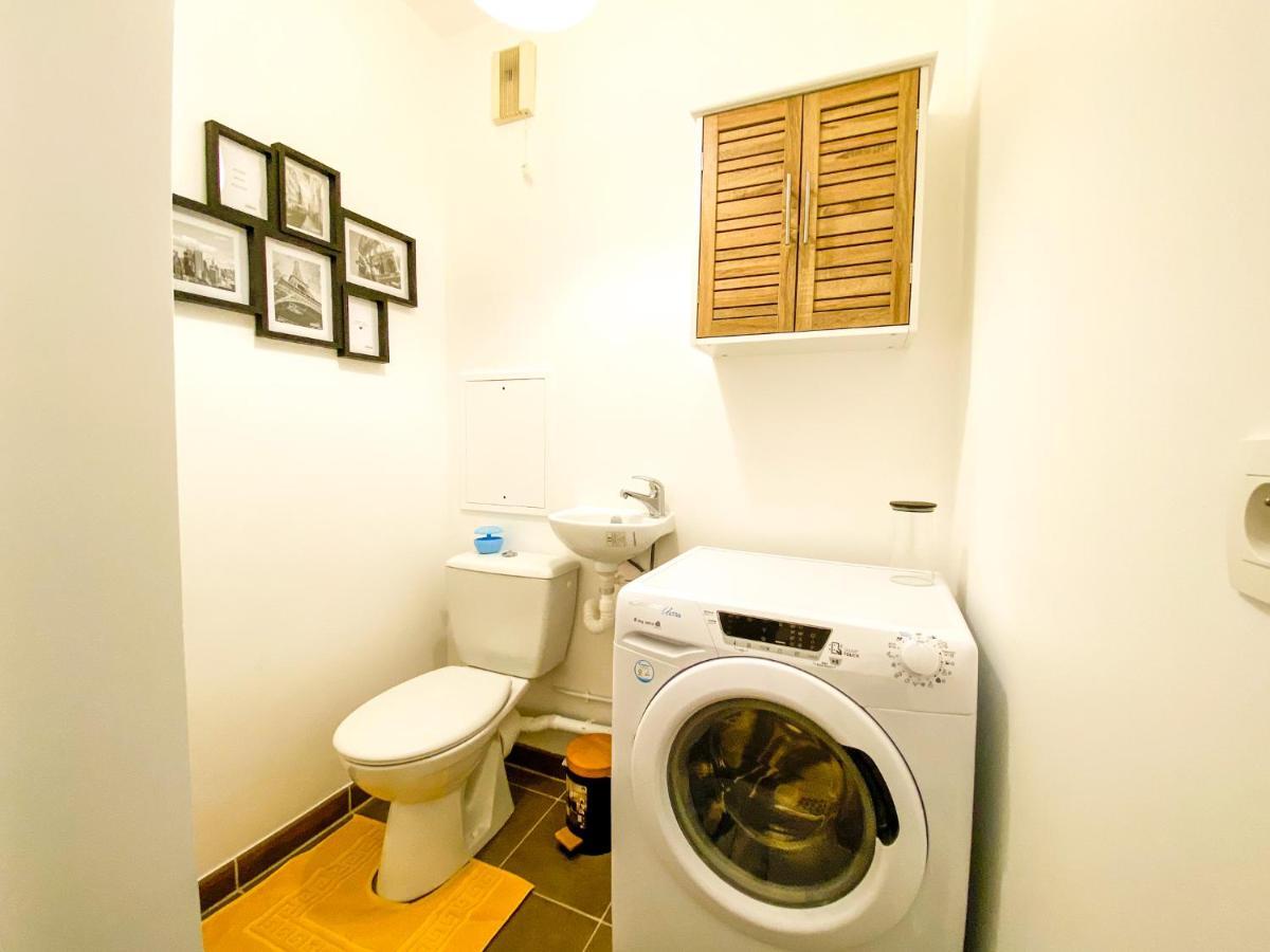 Apartamento The Golden House * Parking * Garden Corbeil-Essonnes Exterior foto